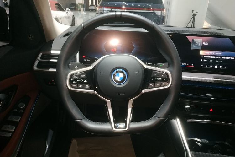 Used BMW i3 2025 eDrive 40 L Midnight Sports Package Steering Wheel
