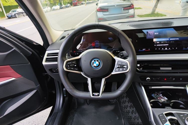 Used BMW i3 2025 eDrive 35 L Steering Wheel