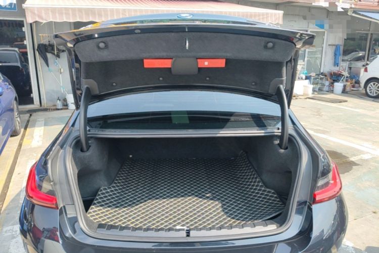 Used BMW i3 2025 eDrive 35 L Trunk