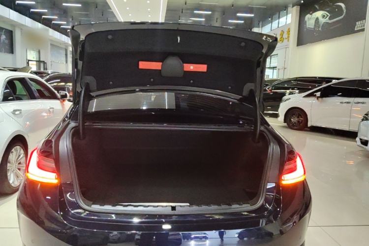 Used BMW i3 2025 eDrive 35 L Trunk