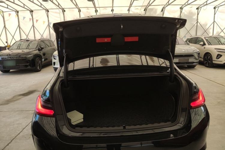 Used BMW i3 2025 eDrive 35 L Trunk