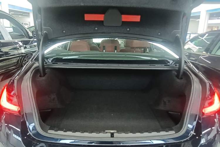 Used BMW i3 2025 eDrive 35 L Trunk