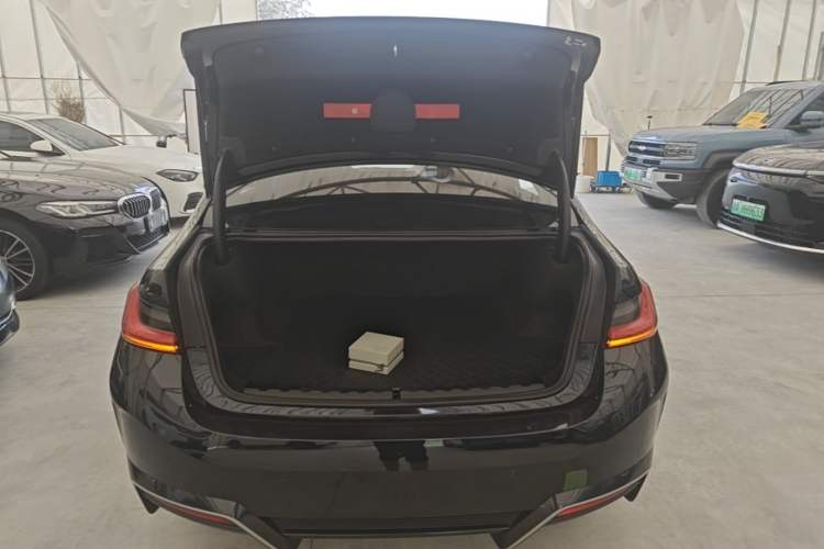 Used BMW i3 2025 eDrive 35 L Trunk