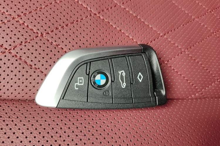 Used BMW i3 2025 eDrive 35 L Vehicle Key
