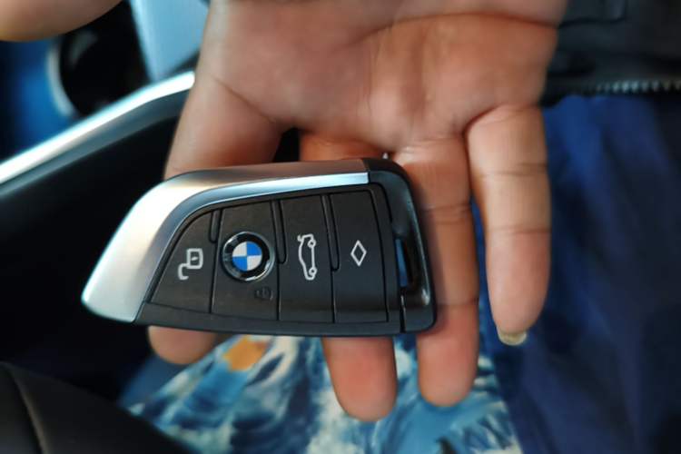 Used BMW i3 2025 eDrive 40 L Midnight Edition Vehicle Key