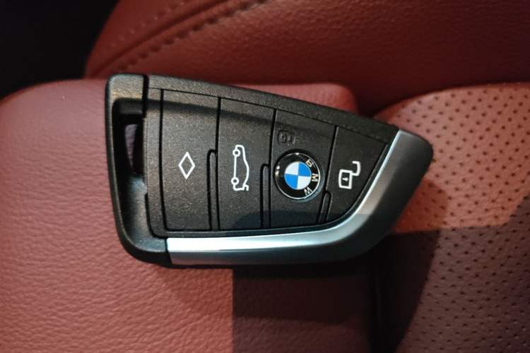 Used BMW i3 2025 eDrive 40 L Midnight Edition Vehicle Key