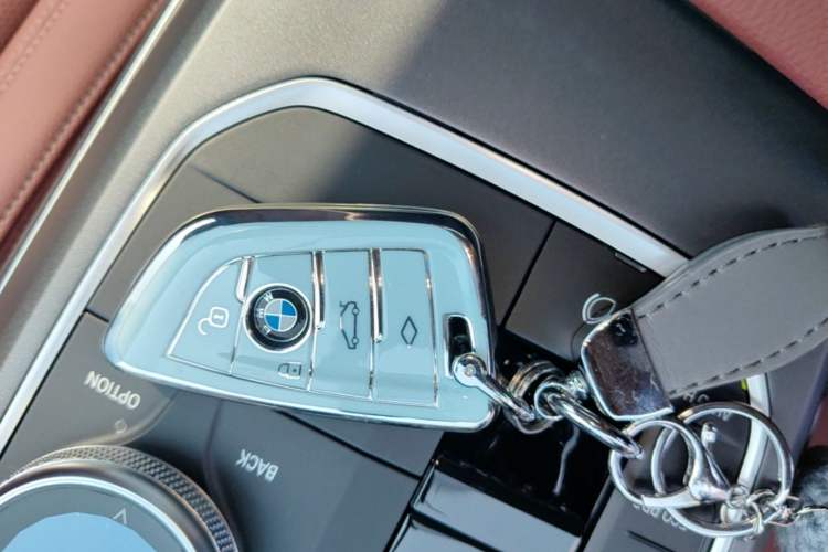 Used BMW i3 2025 eDrive 35 L Vehicle Key