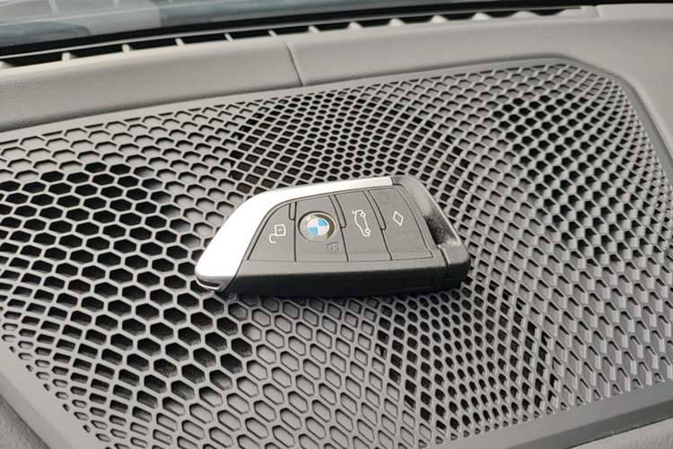 Used BMW i3 2025 eDrive 35 L Vehicle Key