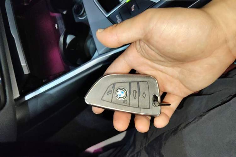 Used BMW i3 2025 eDrive 35 L Vehicle Key
