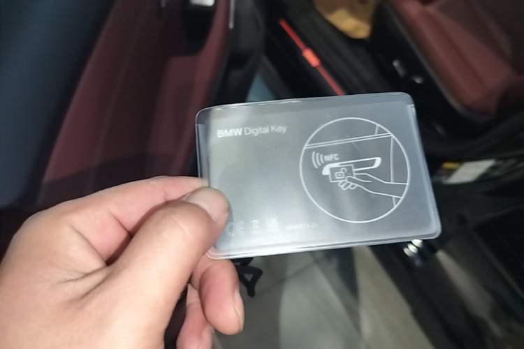 Used BMW i3 2025 eDrive 35 L Vehicle Key