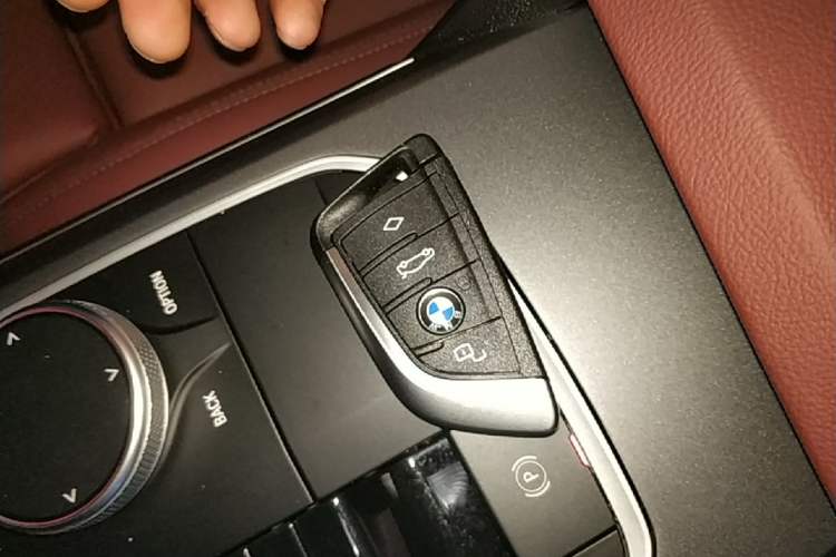 Used BMW i3 2025 eDrive 35 L Vehicle Key