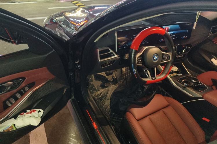 Used BMW i3 2025 eDrive 35 L Driver Seat