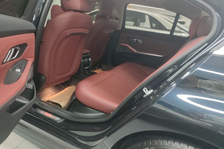 Used BMW i3 2025 eDrive 35 L Left Rear Seat