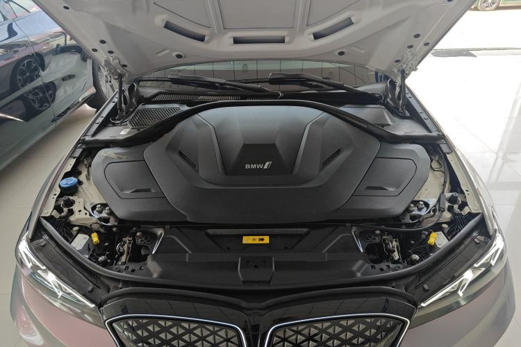 Used BMW i3 2025 eDrive 40 L Midnight Edition Engine Bay