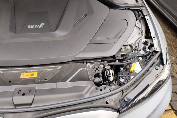 Used BMW i3 2025 eDrive 35 L Engine Bay Left