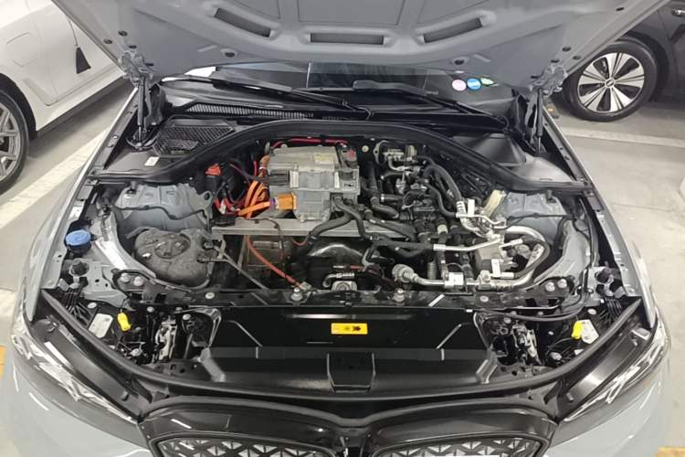 Used BMW i3 2025 eDrive 40 L Midnight Edition Engine Bay