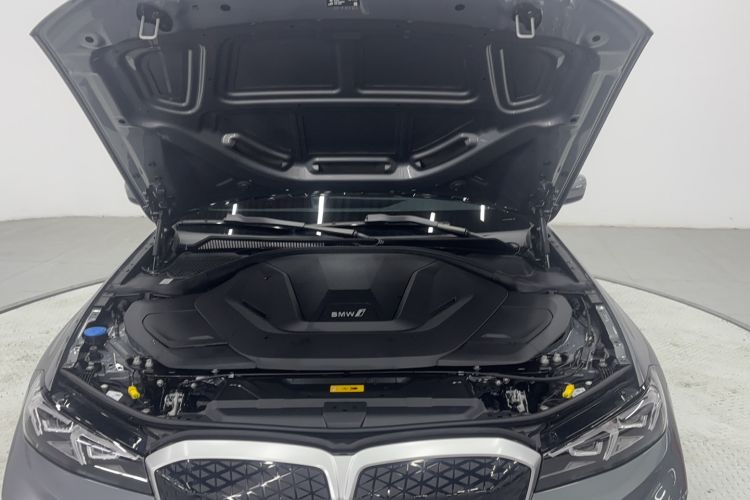 Used BMW i3 2025 eDrive 35 L Engine Bay