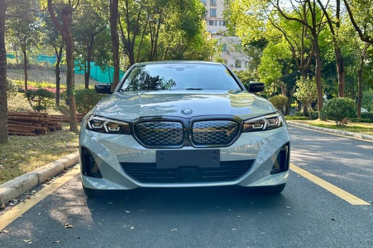 Used BMW i3 2025 eDrive 40 L Midnight Edition Exterior 1