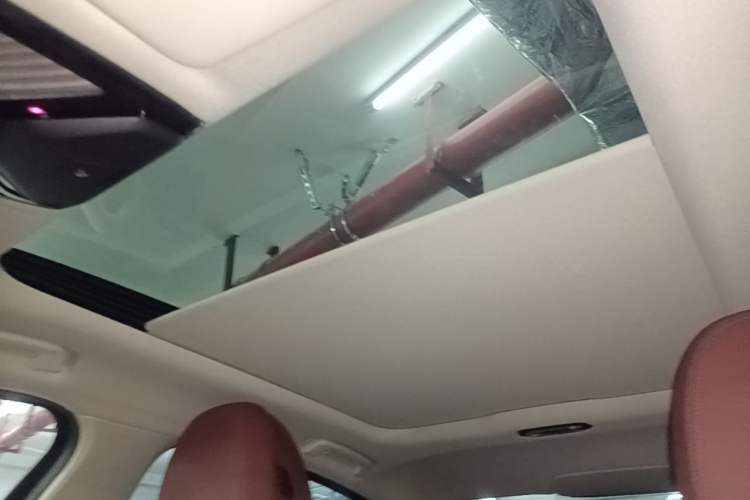 Used BMW i3 2025 eDrive 40 L Midnight Edition Headliner