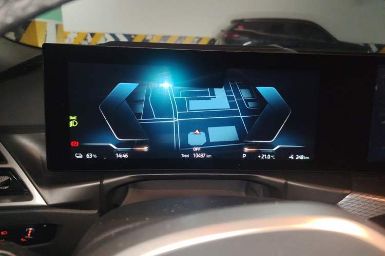 Used BMW i3 2025 eDrive 40 L Midnight Sports Package Instrument Cluster