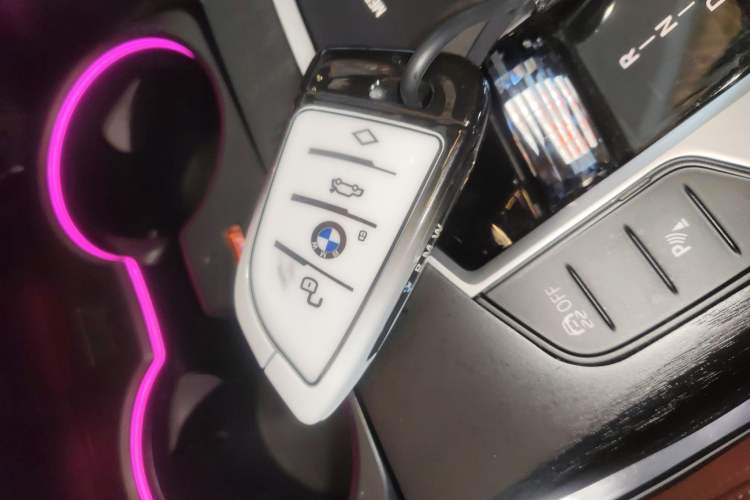 Used BMW i3 2025 eDrive 35 L Interior 1