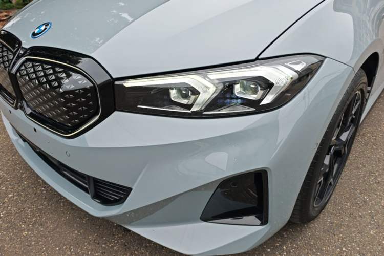 Used BMW i3 2025 eDrive 40 L Midnight Edition Left Front Headlight