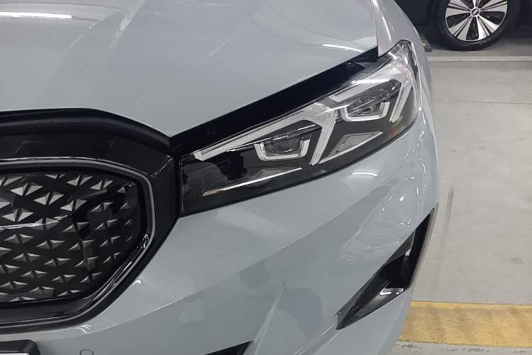 Used BMW i3 2025 eDrive 40 L Midnight Edition Left Front Headlight