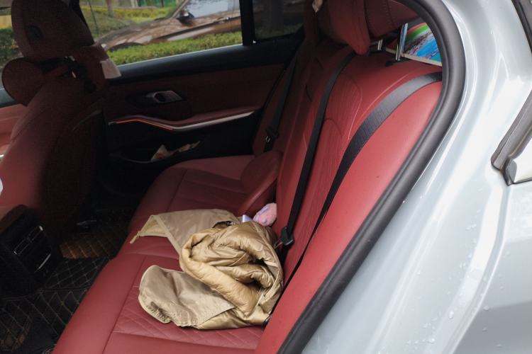 Used BMW i3 2025 eDrive 35 L Left Rear Seat