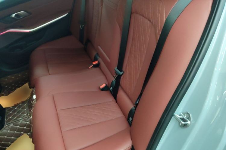 Used BMW i3 2025 eDrive 40 L Midnight Edition Left Rear Seat