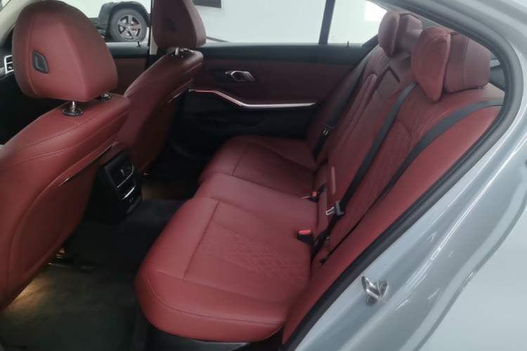 Used BMW i3 2025 eDrive 35 L Left Rear Seat