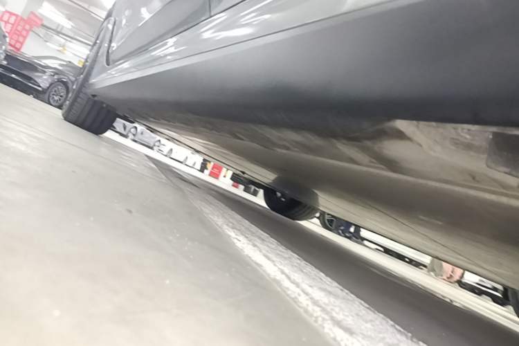 Used BMW i3 2025 eDrive 40 L Midnight Edition Left Side Sill