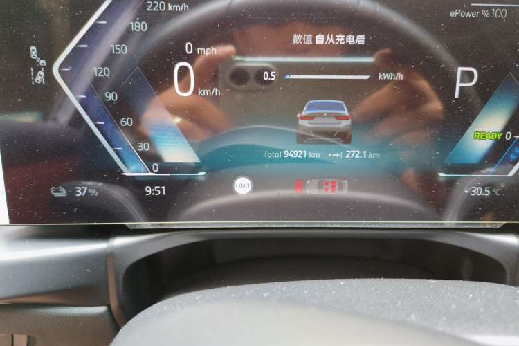 Used BMW i3 2025 eDrive 35 L Odometer Close Up