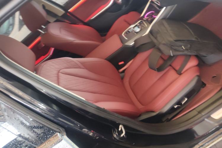 Used BMW i3 2025 eDrive 35 L Right Front Seat