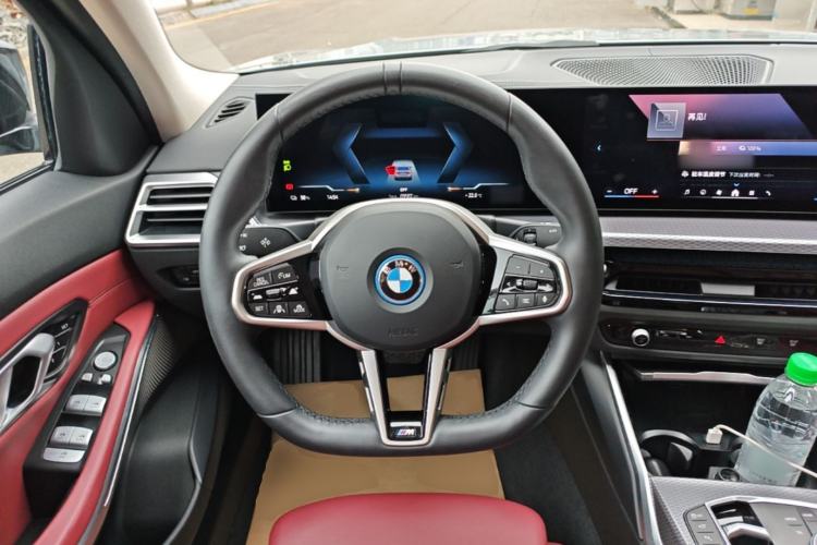 Used BMW i3 2025 eDrive 40 L Midnight Edition Steering Wheel