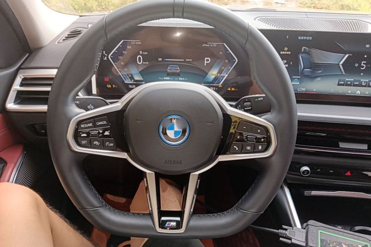 Used BMW i3 2025 eDrive 35 L Steering Wheel