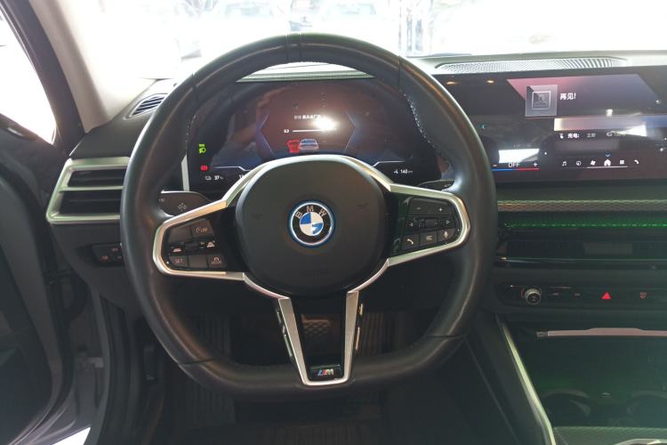 Used BMW i3 2025 eDrive 40 L Midnight Edition Steering Wheel