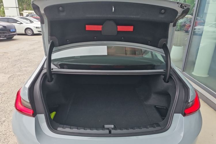 Used BMW i3 2025 eDrive 35 L Trunk