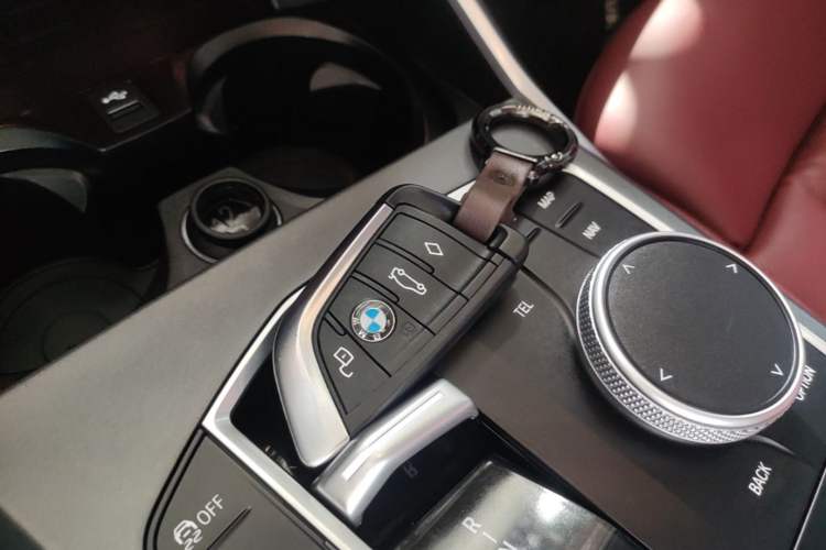 Used BMW i3 2025 eDrive 35 L Vehicle Key