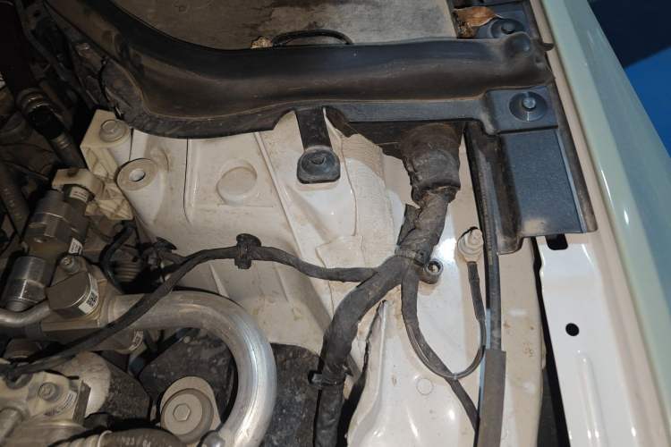 Used BMW i3 2025 eDrive 35 L Engine Bay Left
