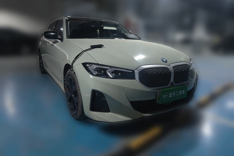 Used BMW i3 2025 eDrive 35 L Front Right 45 Deg