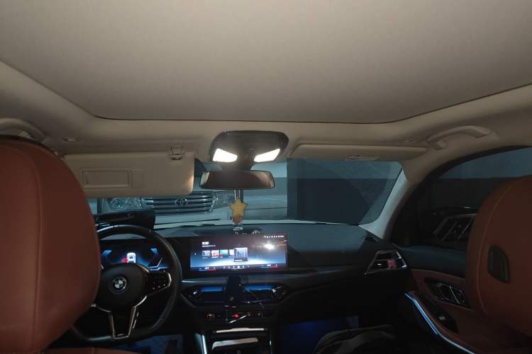 Used BMW i3 2025 eDrive 35 L Headliner