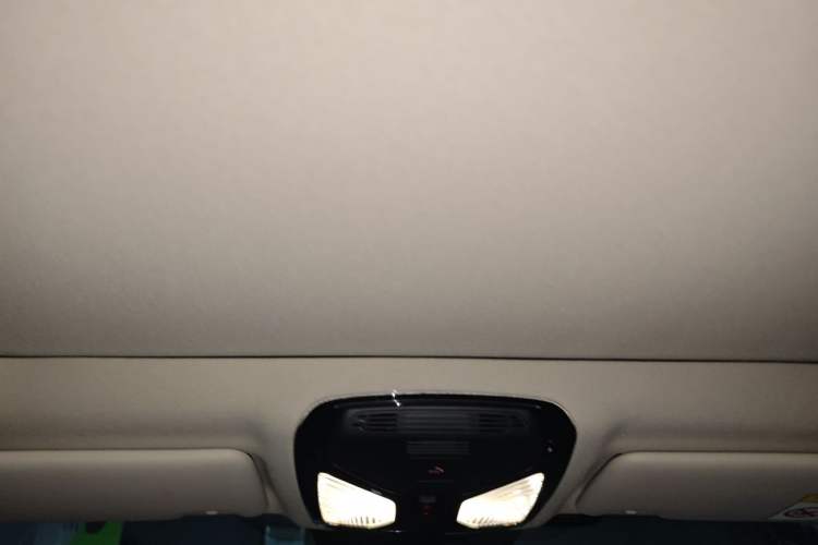 Used BMW i3 2025 eDrive 40 L Midnight Sports Package Headliner