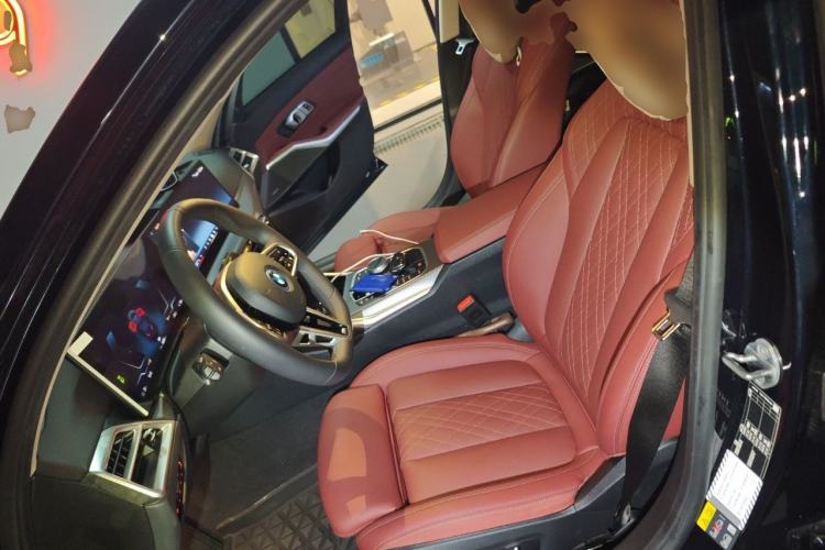 Used BMW i3 2025 eDrive 40 L Midnight Sports Package Left Front Seat