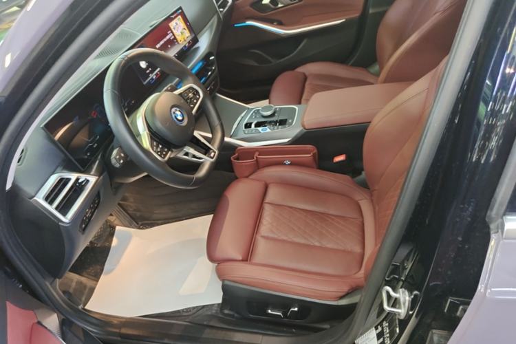 Used BMW i3 2025 eDrive 35 L Left Front Seat