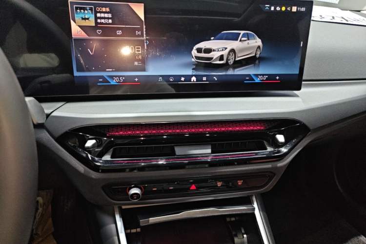 Used BMW i3 2025 eDrive 35 L Audio And AC Panel