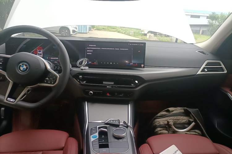 Used BMW i3 2025 eDrive 35 L Audio And AC Panel