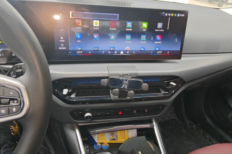 Used BMW i3 2025 eDrive 35 L Audio And AC Panel