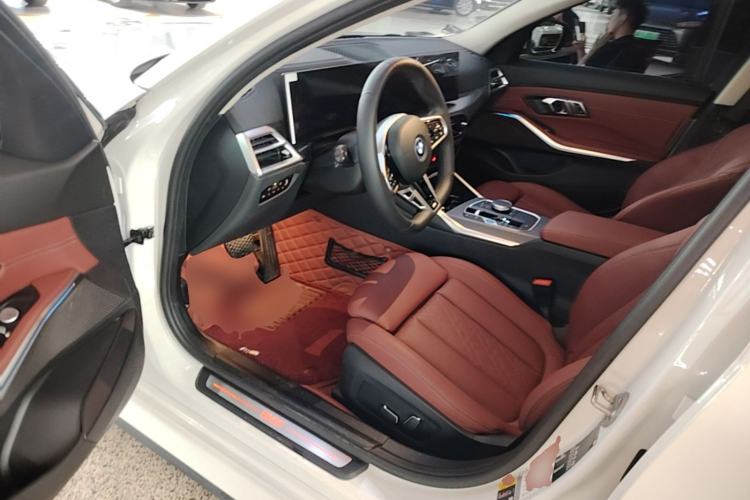 Used BMW i3 2025 eDrive 35 L Driver Seat