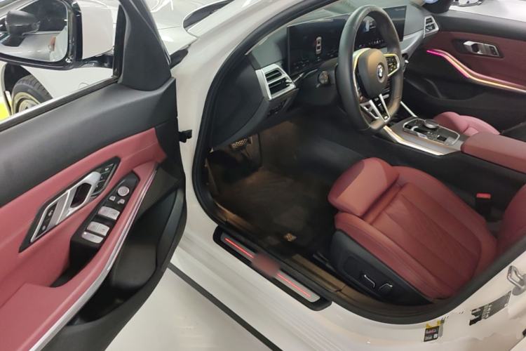 Used BMW i3 2025 eDrive 35 L Driver Seat