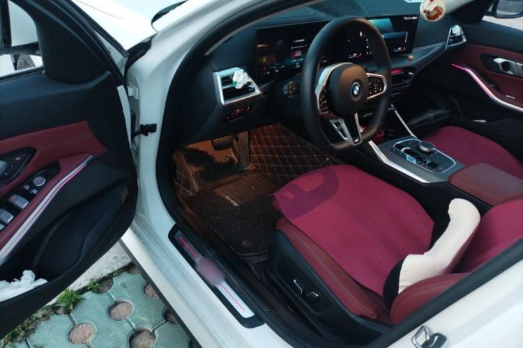 Used BMW i3 2025 eDrive 35 L Driver Seat